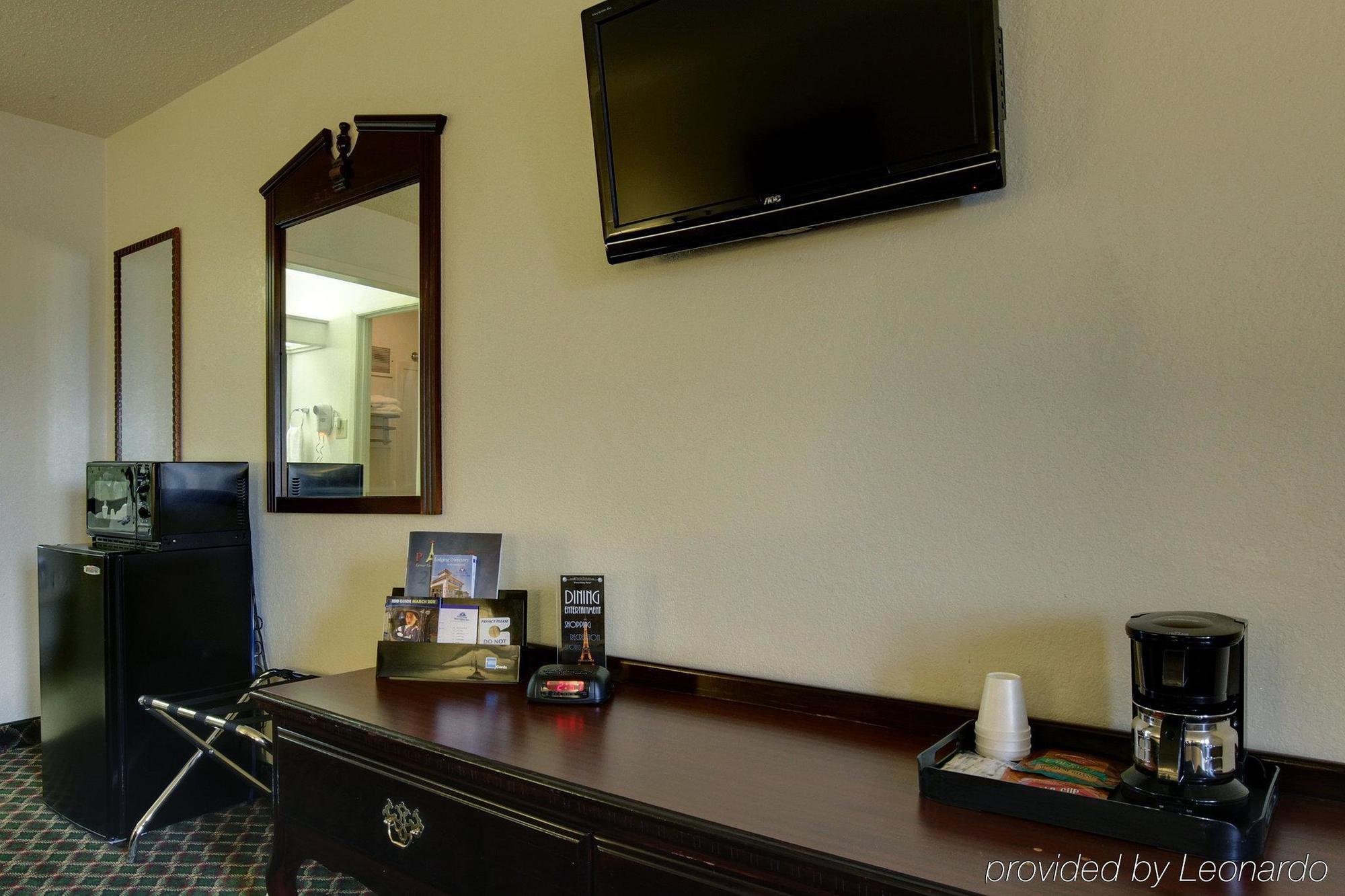 Americas Best Value Inn Пэрис Экстерьер фото